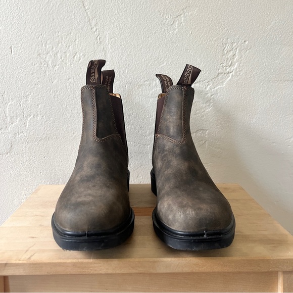Blundstone Rustic Brown AU 4.5/US 7.5 Chisel Toe Dress Chelsea Boots